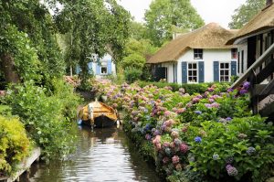 desa-giethoorn-belanda-1