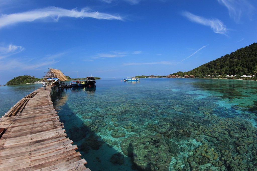 pulau-bawah-dock